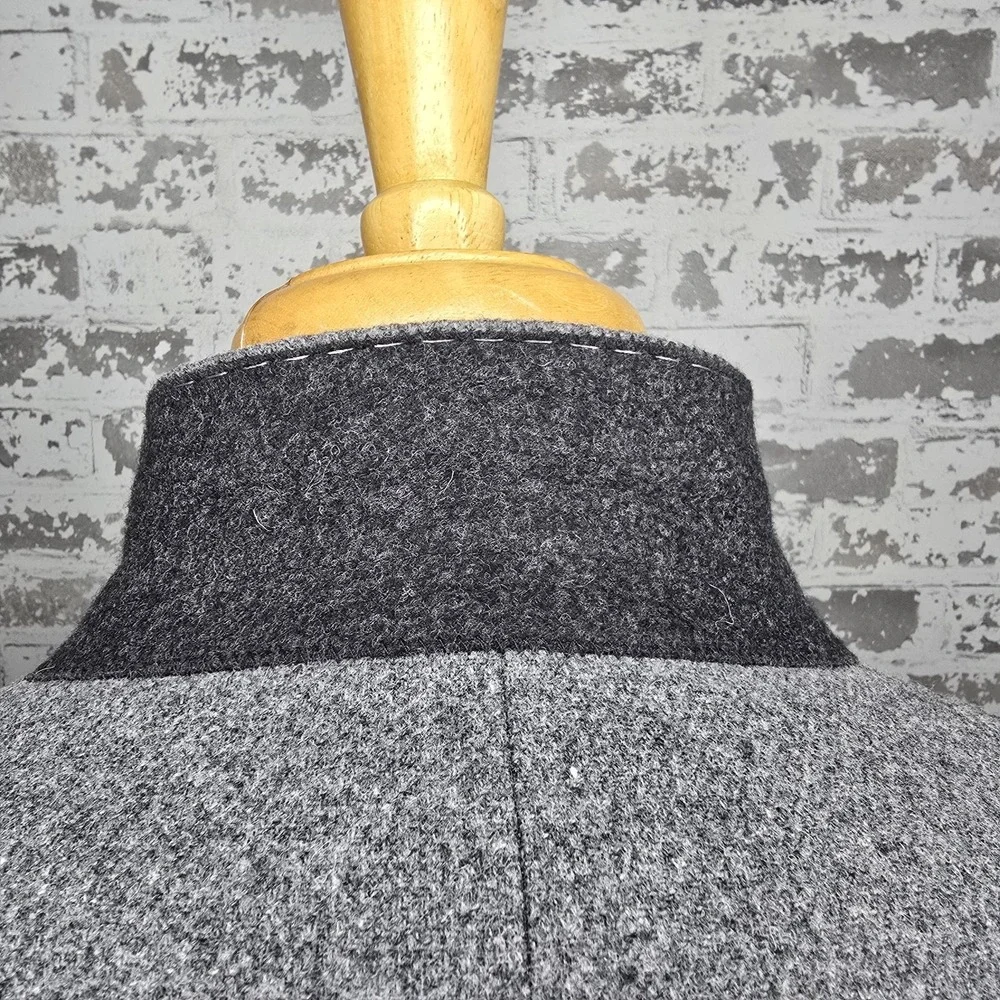 J Crew Ludlow Blazer Mens 44R Gray 100% Yorkshire Tweed By Moon England 2 Button